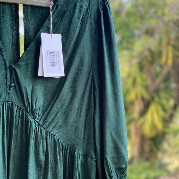 Paisley Jacquard Elia Mini Dress Emerald, 10 / XL Paisley Jacquard Elia Mini Dress Emerald, 10 / XL
